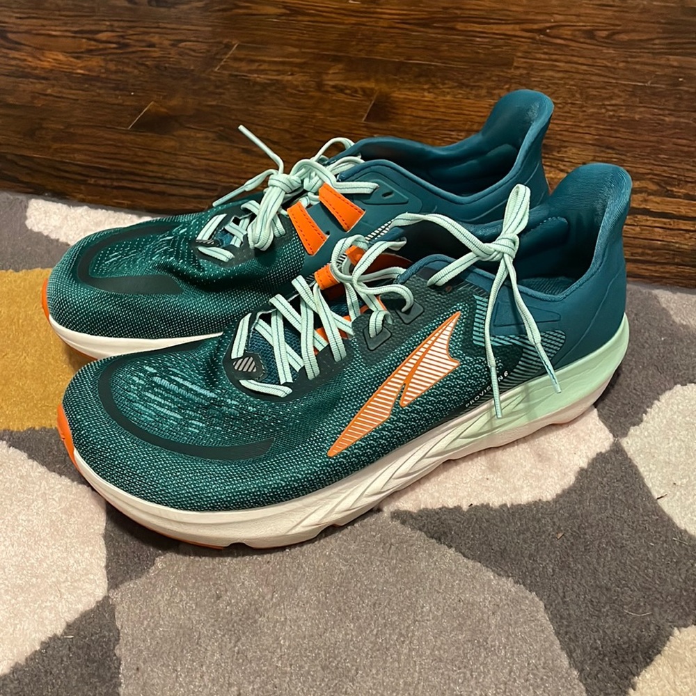 Altra Provision 6